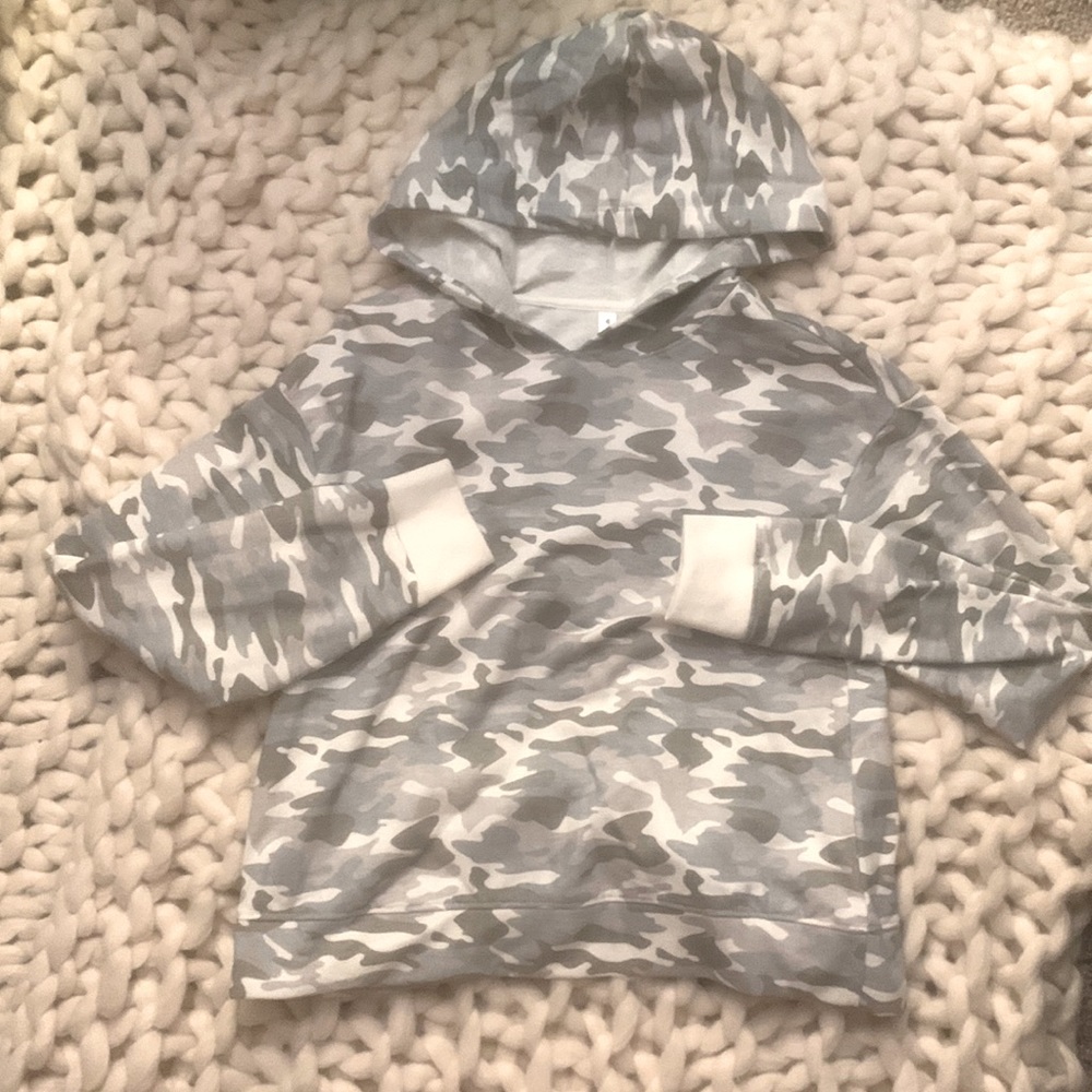 Cropped Camp Hoodie